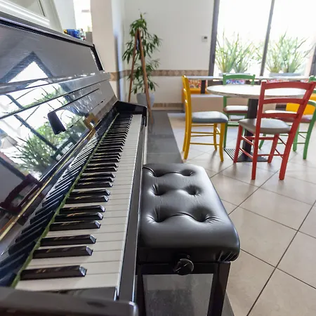 Hotell Mare Brunch&beauty - Adults Only